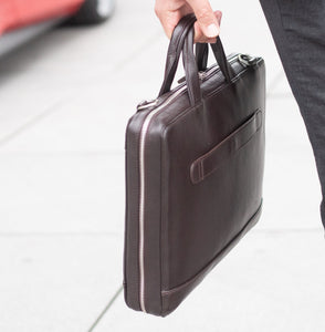 Leder-Aktentaschen im Business: Stil, Funktion und Nachhaltigkeit in einem